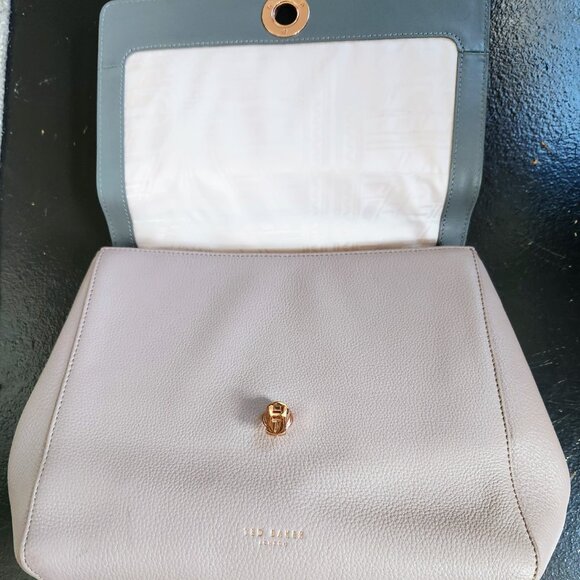 Ted Baker London ChantelTrapeze Tote Bag Large - Picture 10 of 16